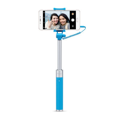 Мини селфи-монопод проводной Meizu Selfie Sticks Blue  Дамский мини-монопод яс кнопкой ркого голубого цвета. Корпус из стали и пластика. Длина 71 см. Подключается проводом.