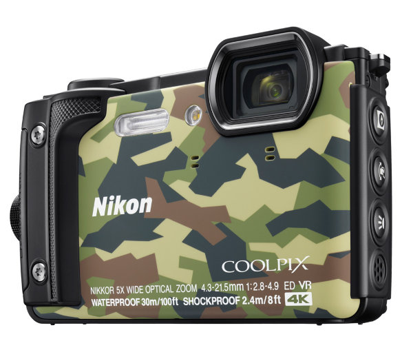 Подводный фотоаппарат Nikon Coolpix W300 Grey Camouflage  Подводный до 30 м. Выдержит падение с высоты 2,4 м, морозостойкий, не боится грязи. Есть Wi-Fi. Матрица 16 Мпикс, зум 5х, дисплей 3", снимает видео 4K UHD