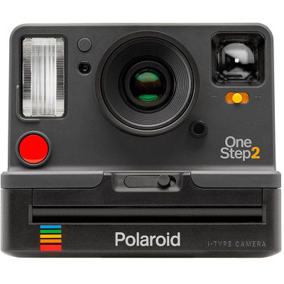 Фотоаппарат моментальной печати Polaroid Originals OneStep 2 Graphite  Перевыпуск классической модели 1977 года с добавленным портом USB для зарядки. Мощная вспышка, потрясающий дизайн и те самые кассеты Polaroid!