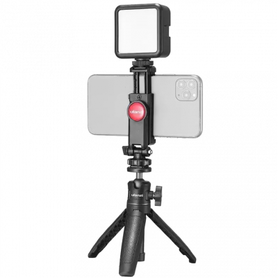 Комплект Ulanzi Smartphone Vlog Kit 8  • Вид осветителя: LED панель • Цветовая температура: 5500 K • Питание: встроенный аккумулятор • RGB режим: Нет • Ёмкость аккумулятора: 20000 мАч