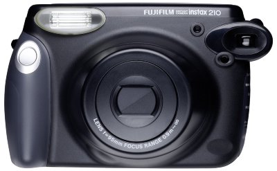 Фотоаппарат моментальной печати Fujifilm Instax 210 Black  Широкоформатная камера Fujifilm Instax с увеличенными фотокарточками • Ручное управление фокусировкой и экспозицией • Размер фотографии 62x99 мм • Удобный видоискатель