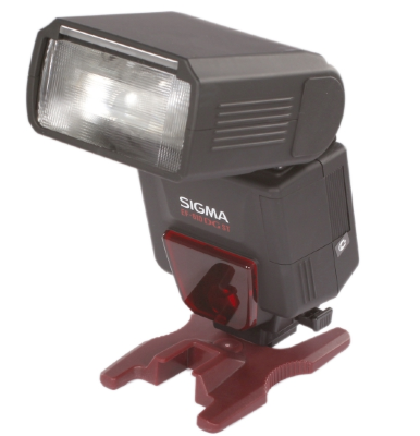 Вспышка Sigma EF 610 DG ST для Sony / Minolta  Вспышка для камер Minolta/Sony • Ведущее число: 61 м (ISO 100, 105 мм) • Выбор угла освещения: авто • Вес 320 г