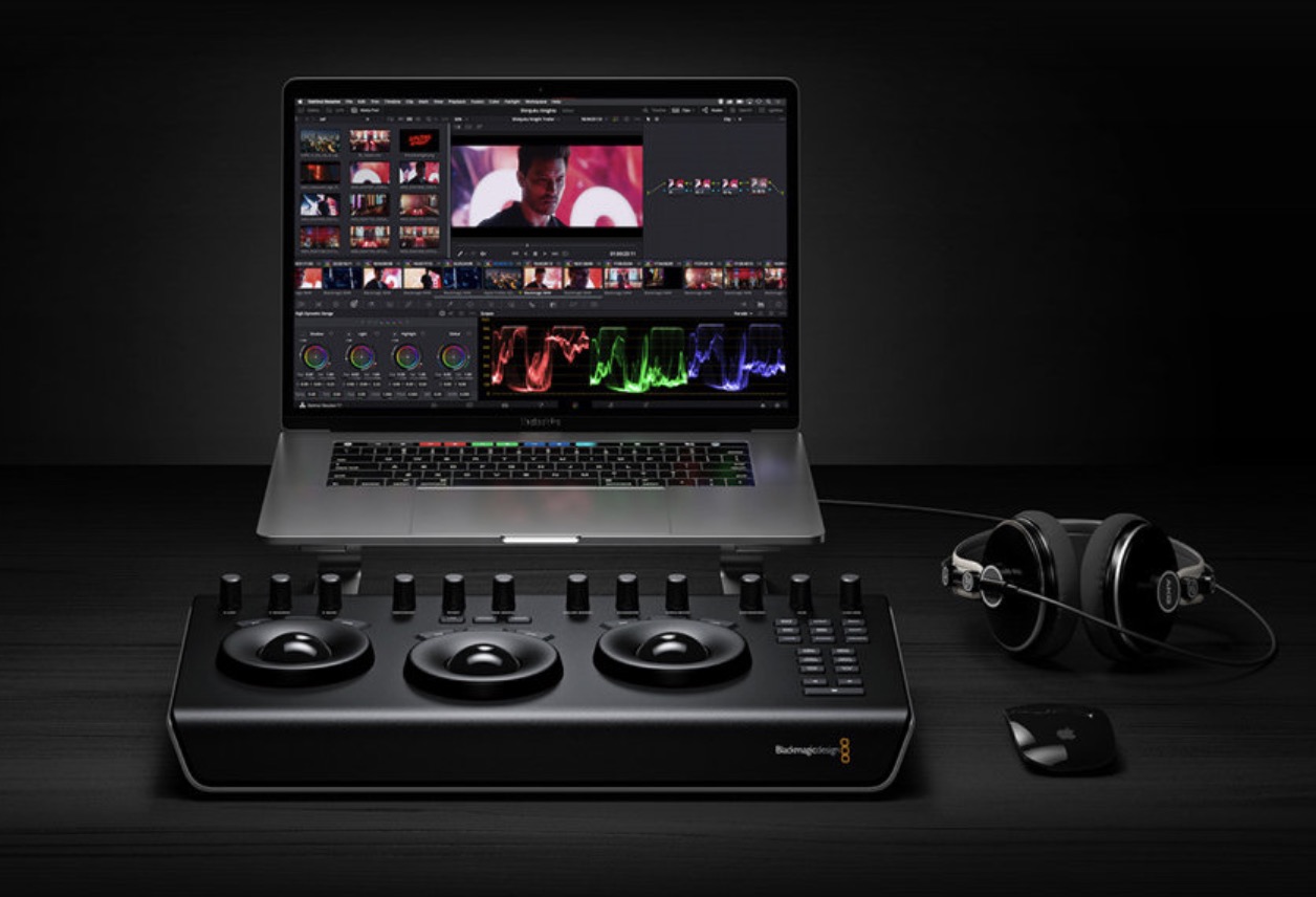 Панель управления Blackmagic DaVinci Resolve Micro Panel