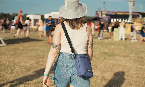 Сумка антивор Pacsafe GO Festival Crossbody, синий, 4,5 л.