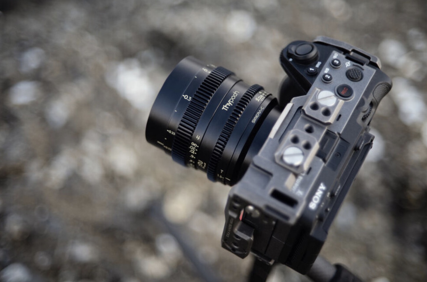 Объектив Thypoch Simera-C 75mm T1.5 FF Prime Cine M-mount