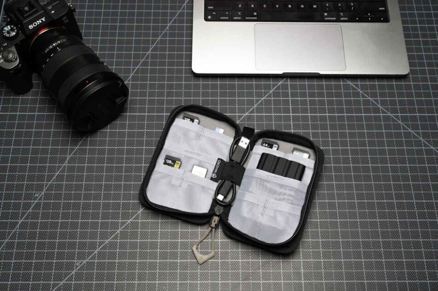 Кейс для карт памяти WANDRD Memory Card Case Бежевый