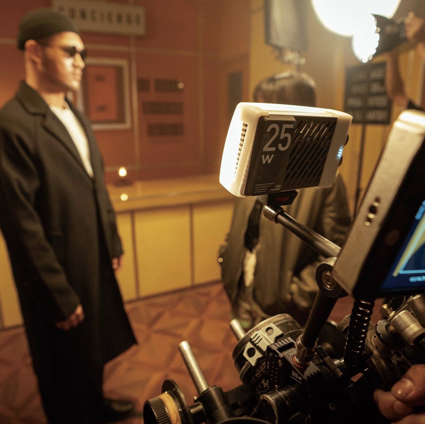 Осветитель Zhiyun Cinepeer CM25