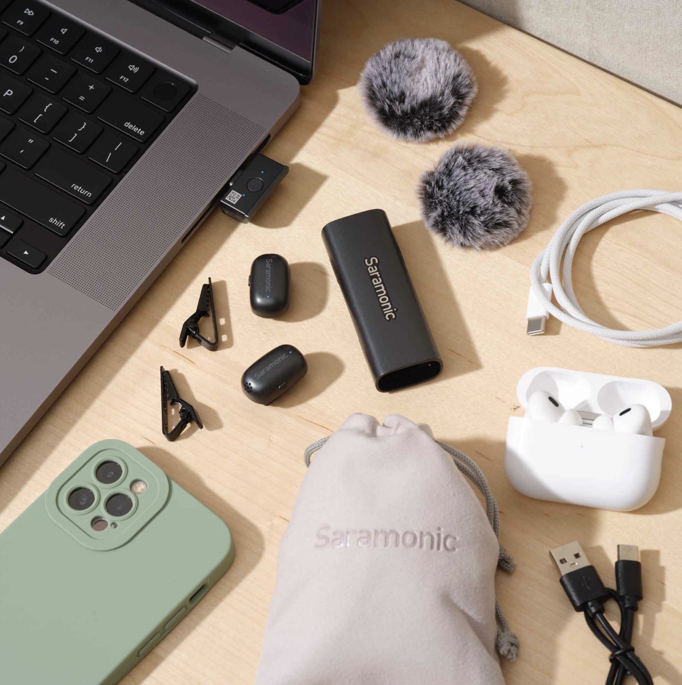 Радиосистема Saramonic Air SE-01 (TX+TX+RX) приёмник + 2 передатчика, для USB Type-C