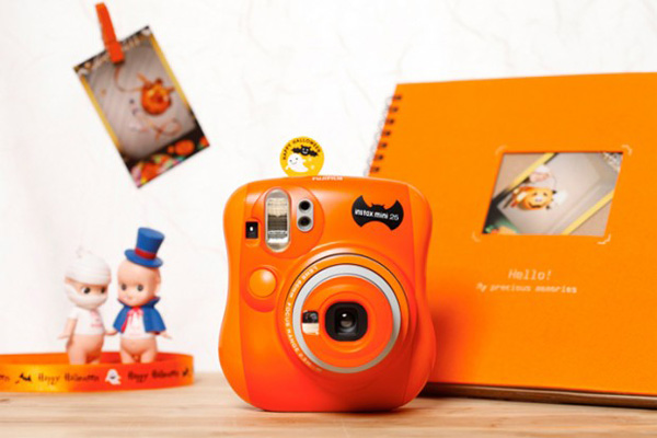 Fujifilm Instax Mini 25 Halloween Orange 