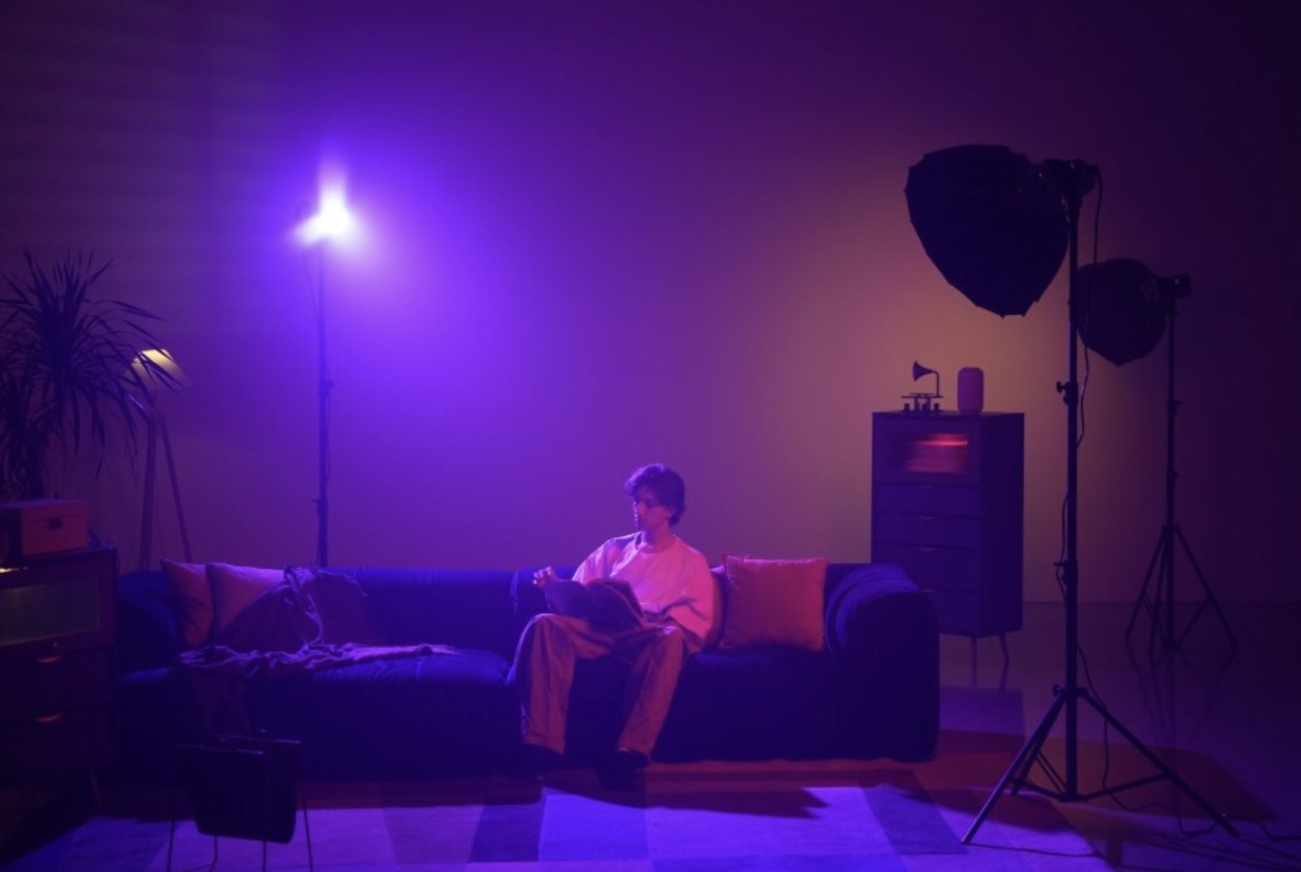 Осветитель Zhiyun MOLUS X200 RGB