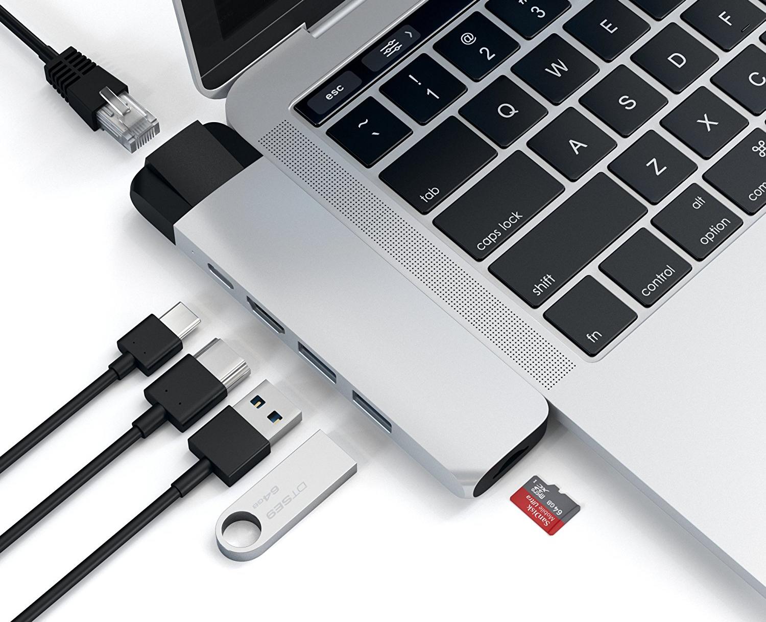 USB-хаб Satechi Aluminium Type-C Pro Hub With Ethernet Silver для MacBook Pro 2016/17/18 и MacBook Air 2018