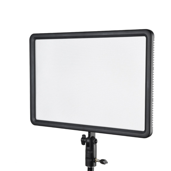 Осветитель Godox LEDP260C накамерный (без пульта)  Вид осветителя: LED-панель • Мощность 30 Вт • Цветовая температура	3300К-5600К±300К • Питание от сети или от аккумулятора • Регулируемая цветовая температура