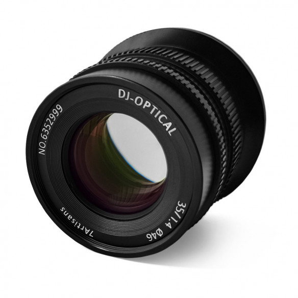 Объектив 7Artisans 35мм f1.4 Leica M  • Leica M • 35 мм • Диапазон диафрагмы: от f/1.4 до f/16 • Многослойное покрытие