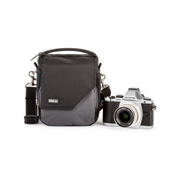 Сумка для фотоаппарата Think Tank Mirrorless Mover 10  Сумка для беззеркального фотоаппарата • Предназначен для среднего размера камеры плюс один-два объектива • Габариты 13.5 x 15.5 x 11.5 см