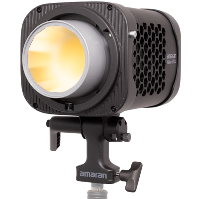 Осветитель amaran Halo 600x  Моноблок • Байонет насадки Bowens • Мощность (макс) 545 Вт • Диапазон цветовой температуры 2700 — 6500 K • Панель управления на корпусе, приложение amaran mobile app • Имеет крепление 5/8" • IP20 • Активное охлаждение