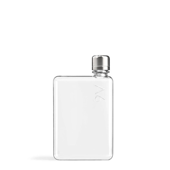 Бутылка Memobottle A6  Легко очищается изнутри • Дополнительная крышка в комплекте • Пластик не содержит BFA-BPS (бисфенол А) • Выдерживает температуру от -50 до 100 градусов • Можно наливать алкогольные напитки
