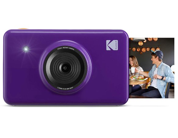 Моментальный фотоаппарат Kodak Mini SHOT Purple (KODMSPR)  Классная фотокамера от Kodak! Печатайте фотографии в двух размерах — 53x86 мм и 53х53 мм. Есть возможность редактировать фото через bluetooth-приложение. Ламинированные долговечные фото.