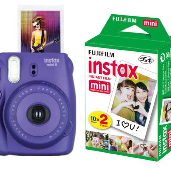 Картридж (кассета) FujiFilm Instax Mini Glossy 20 фото для Instax Mini 8  Набор на 20 кадров • размер фотографии: 86 x 54 мм • Для Fujifilm Instax серии Mini и Polaroid Pic 300