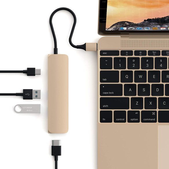 USB-хаб (концентратор) Satechi Aluminum Type-C Slim Multi-Port Adapter 4K Gold для MacBook Pro / Air / iMac / iPad Pro  4 порта: HDMI 1080p + 4K, USB Type-C, 2xUSB 3.0. Прочный алюминиевый корпус.