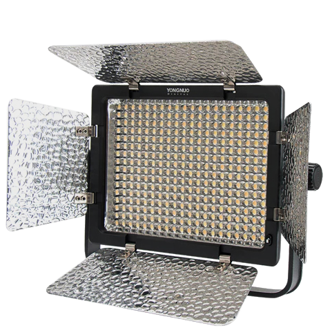 Осветитель YongNuo YN-320 (3200-5500K)  Вид осветителя: LED панель • Мощность (макс): 20 Вт • Светодиоды: 320 шт • Цветовая температура: 3200 — 5500 • RGB режим: Нет • Питание: сетевой адаптер, NP-F