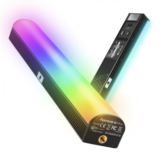 Осветитель Aputure MT Pro   • Вид осветителя:	жезл • Особенности конструкции:	встроенный дисплей, магнитное крепление • Мощность (макс):	7.5 Вт • Светодиоды:	36 шт • Цветовая температура:	2000 — 10000 • RGB режим:	Да • Питание:	встроенный аккумулятор • Дополнительные функции:	управление через приложение, DMX синхронизация • Ёмкость аккумулятора:	4200 мАч