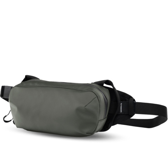 Поясная сумка WANDRD D1 Fanny Pack Зелёная  Объём :	2 л • Материал :	нейлон, брезент • Особенности конструкции :	водоотталкивающее покрытие
