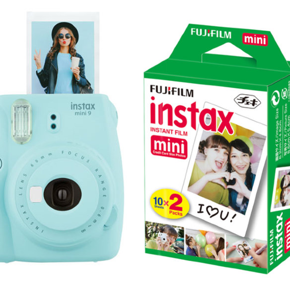 Картридж (кассета) FujiFilm Instax Mini Glossy 20 фото для Instax Mini 9  Набор на 20 кадров • размер фотографии: 86 x 54 мм • Для Fujifilm Instax серии Mini и Polaroid Pic 300