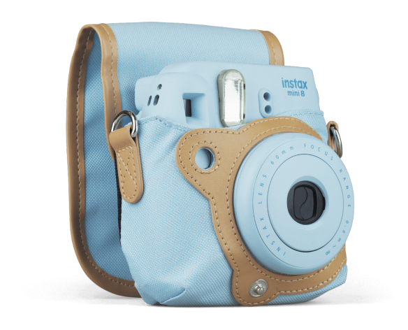 Чехол для Fujifilm Instax Mini 9 и Mini 8 — Instax Case Blue  Фирменный чехол Fujifilm для Instax Mini 9 и Mini 8. В комплект входит ремень для переноски. Защитит ваш Instax Mini от дождя и пыли, а также дополнит внешний вид фотоаппарата.