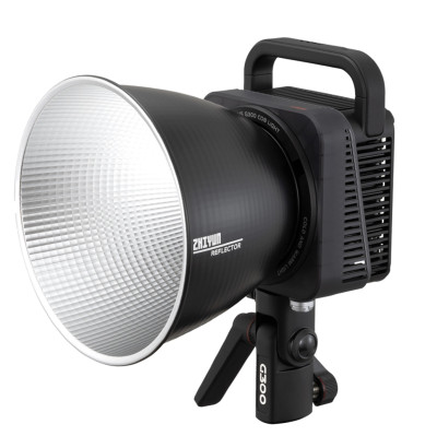 Осветитель Zhiyun MOLUS G300  Вид осветителя моноблок • Байонет Bowens • Мощность (макс) 500 Вт • Диапазон цветовой температуры 2700 — 6500 K • Питание сетевой адаптер • Способ управления: панель управления на корпусе, приложение ZY Vega app • Имеет крепление 5/8" • Активное охлаждение