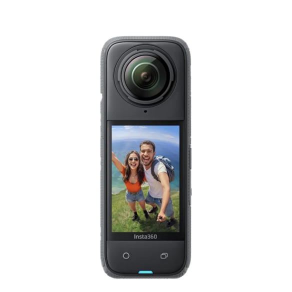Панорамная экшн-камера Insta360 One X4  Фокусное расстояние 6.7 мм • Угол обзора 170° • Порты Type-C 3.0 • Ёмкость аккумулятора 2290 мАч • Время работы 132 мин • Особенности конструкции: сенсорный дисплей