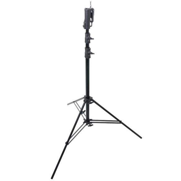Стойка KUPO 226MB MASTER COMBO HD STAND BLACK  2 колена, 3 секции • Диаметры секций колонны: 40 мм, 35 мм, 30 мм • Максимальная нагрузка: 40 кг • Тип крепления: Универсальная головка с гнездами 1/8" (28 мм) и 5/8" (16 мм) и наклонным штифтом 5/8" (16 мм) • Совместимые колеса: KC-080R (опция) • Выравнивающая ножка