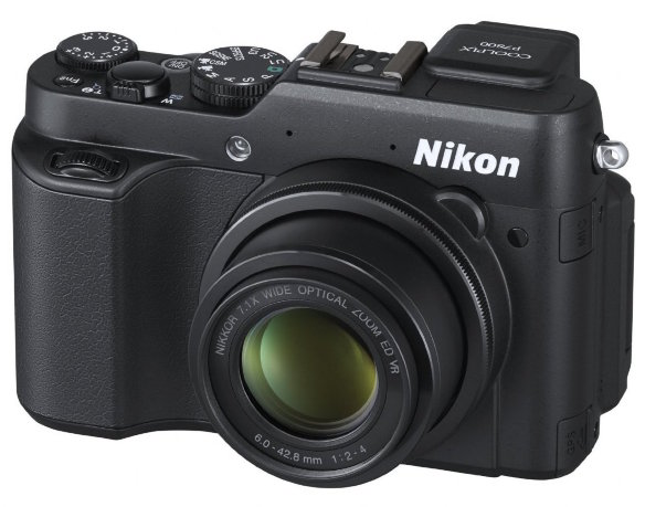 Цифровой фотоаппарат Nikon Coolpix P7800  Матрица 12.76 МП (1/2.7") • Оптический зум 7.10x • Экран 3"