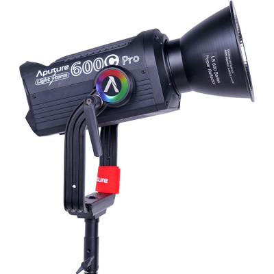 Осветитель Aputure LS 600C pro (V-mount)